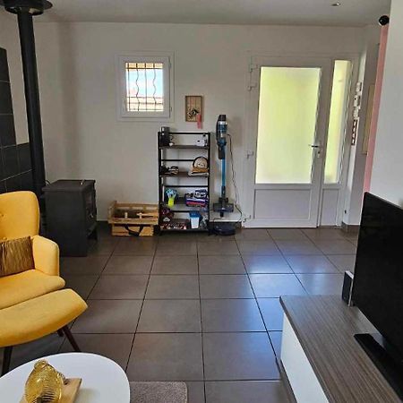 Appartement Dans Notre Maison Domessin Екстер'єр фото