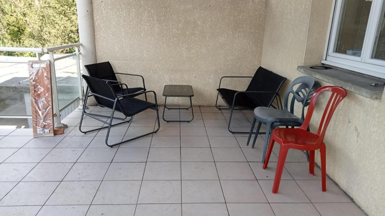 Appartement Dans Notre Maison Domessin Екстер'єр фото