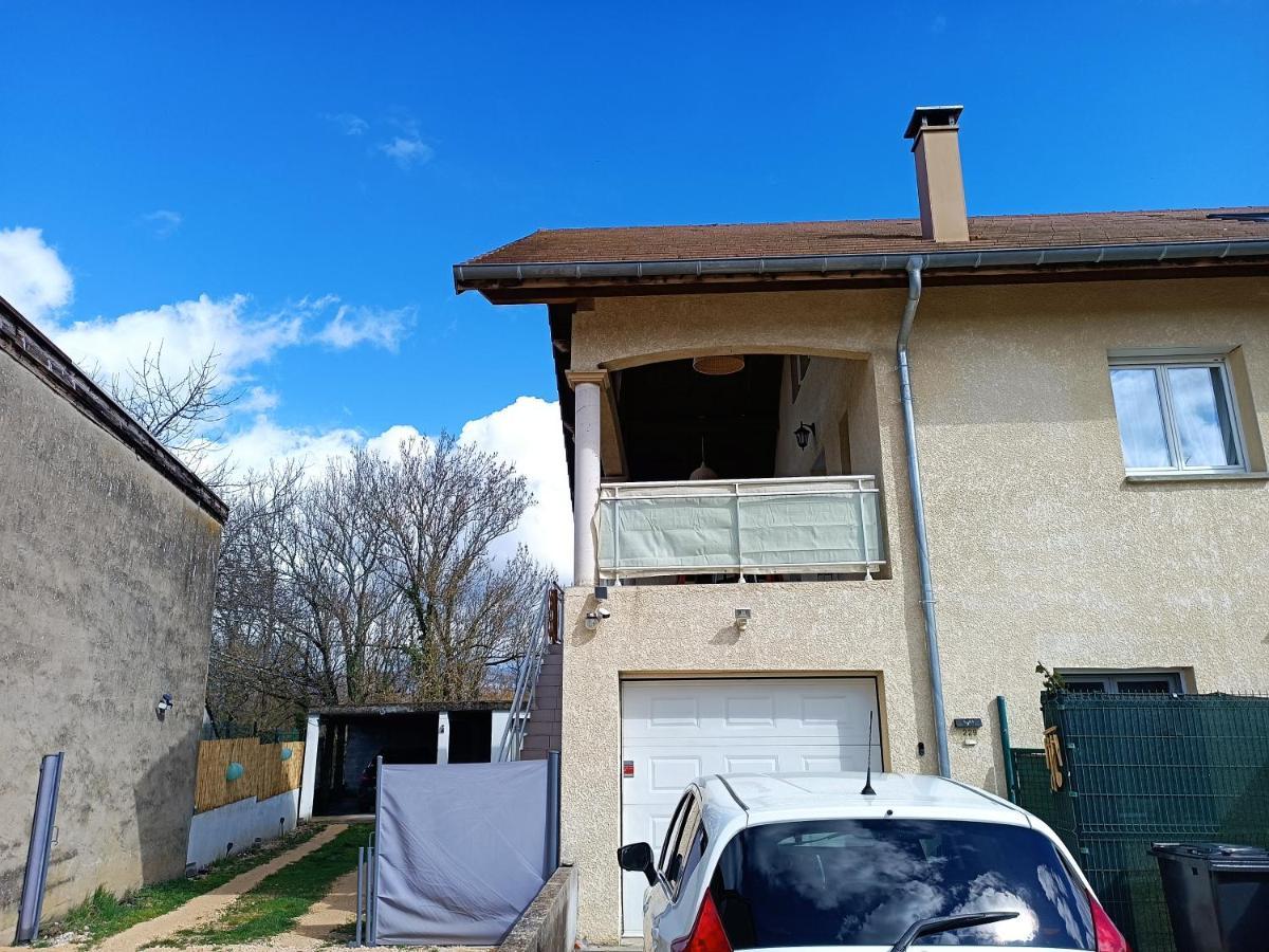 Appartement Dans Notre Maison Domessin Екстер'єр фото