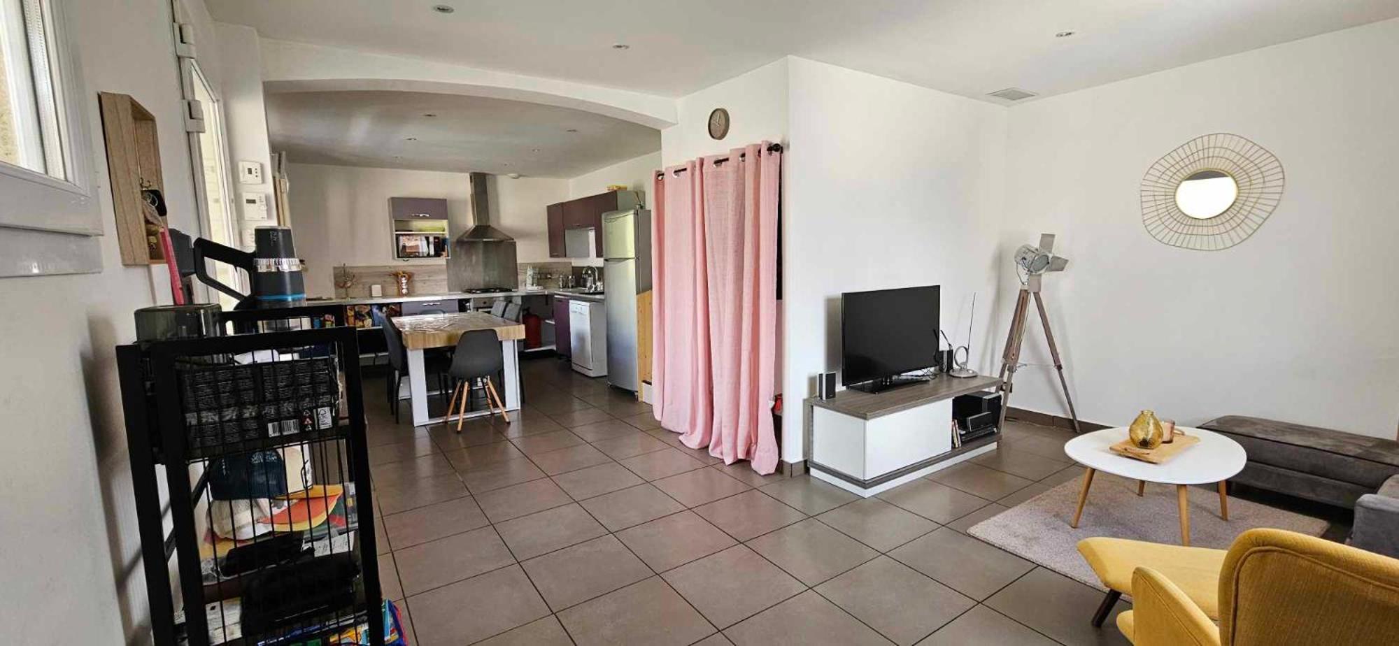 Appartement Dans Notre Maison Domessin Екстер'єр фото